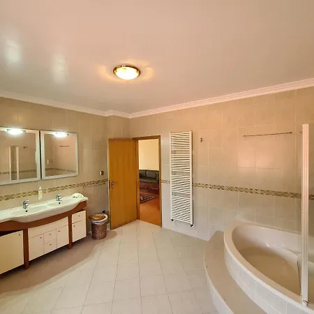 Ubytování v soukromí Suites Milharica Pataias